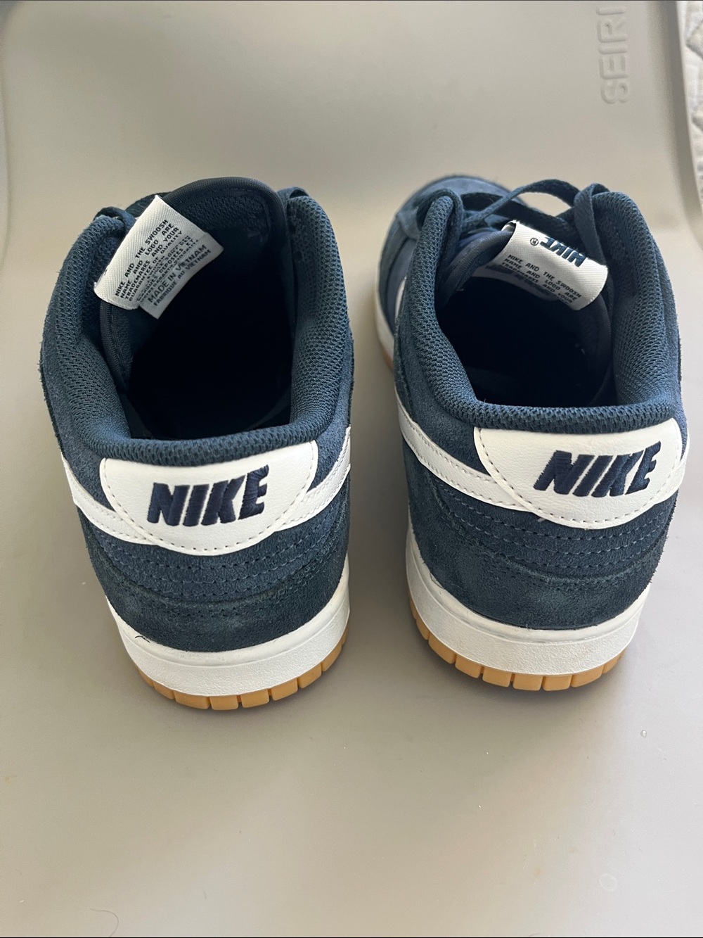 Nike Men’s Dark Blue Suede Low-Top Sneakers with White Swoosh - Sz 11 - Picture 4 of 7
